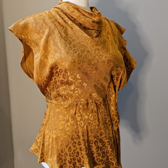 Topshop Open Back Jacquard Ruffle Blouse - Picture 9 of 9